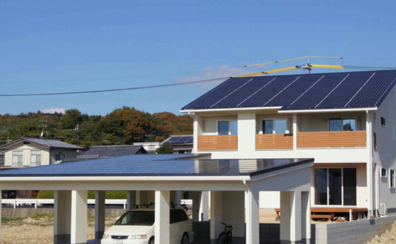 ソーラーパネルを導入した住宅